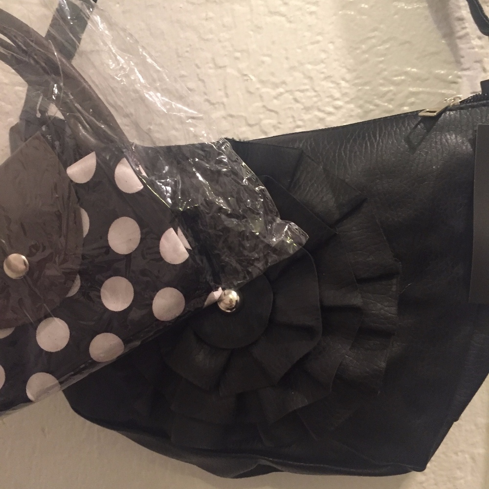 Chunn's Vegan crossbody